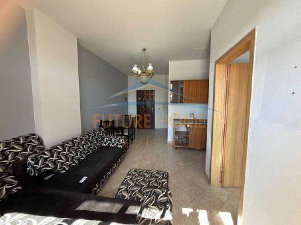 Shitet, Apartament 1+1, Misto Mame