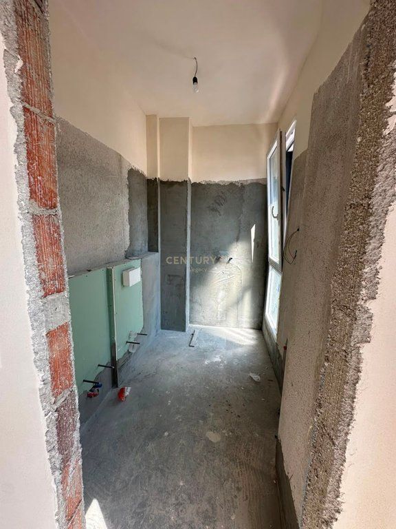 Apartment 2+1+2 for sale in Ali Dem 256,000 €