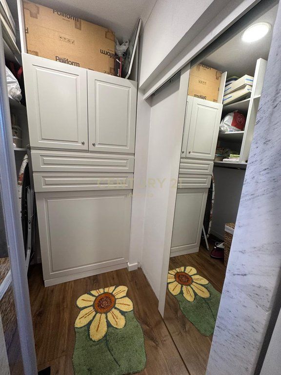 SHITET APARTAMENT 2+1+2 TE IRFAN TOMINI 160,000 €