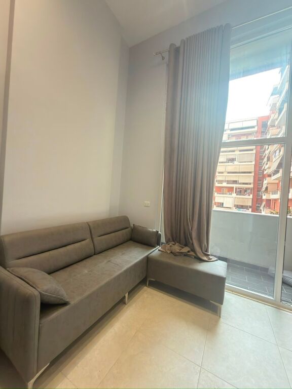 Duplex 1+1 in affitto a Te Amerikan 3 Golden Park 400 mila lek