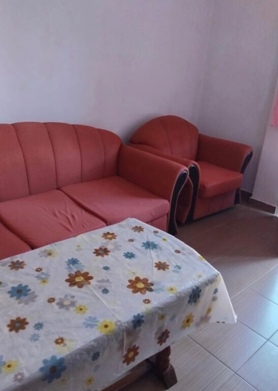 Apartament me qera 1+1- 📍Rruga Jordan Misja, prane mobileri Mondial - 300 mije leke