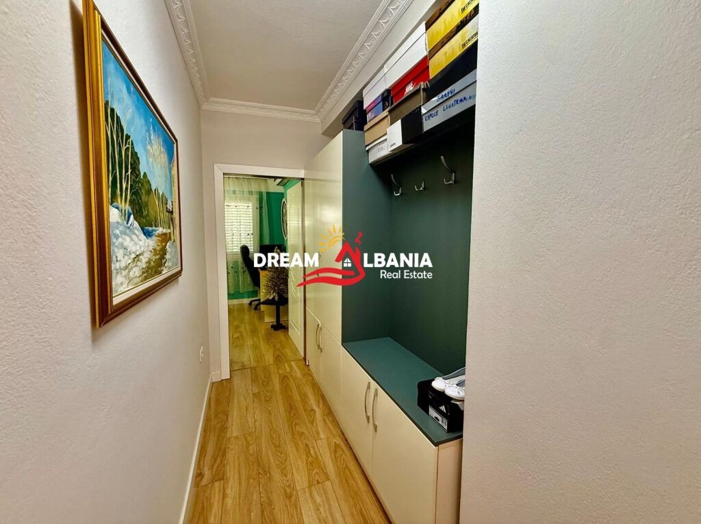 Apartment 2+1+2 for rent in Komuna Paris