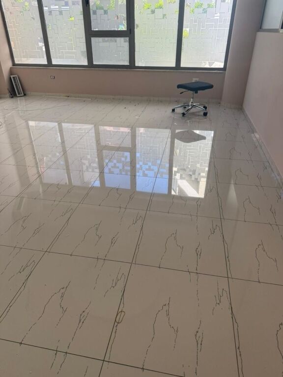 Affitto | Ambjent Biznesi | Rruga e Dibrës | 1200 €/mese
