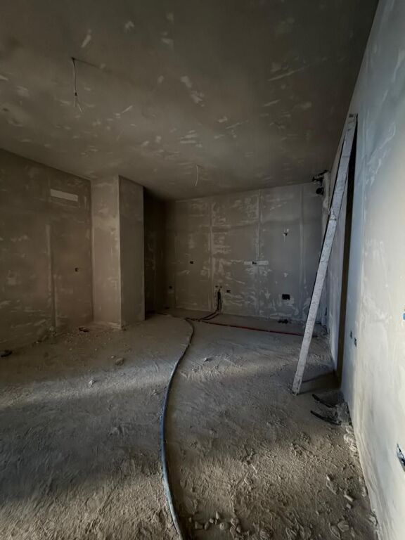 🏡 Shitet Apartament 2+1 tek Belfiore 1