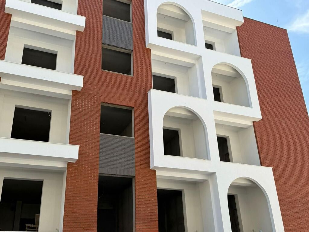 🏡 Shitet Apartament 2+1 tek LakeSide Residence – Paskuqan