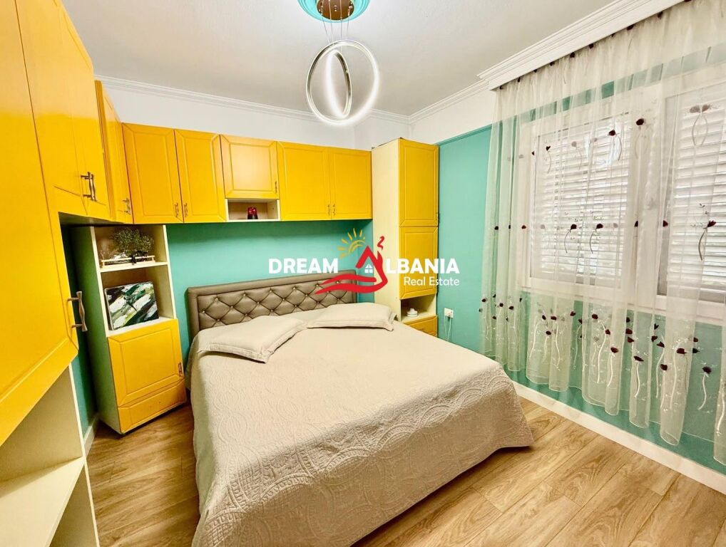 Apartment 2+1+2 for rent in Komuna Paris