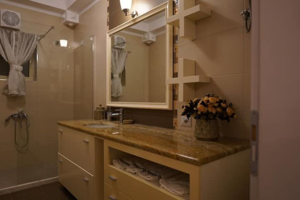 Qera, Apartament 3+1+2, Qender, Tirane