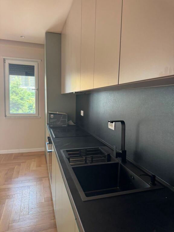 Qera | Apartament 1 + 1+Ballkon | Laprake | 650 €/muaj