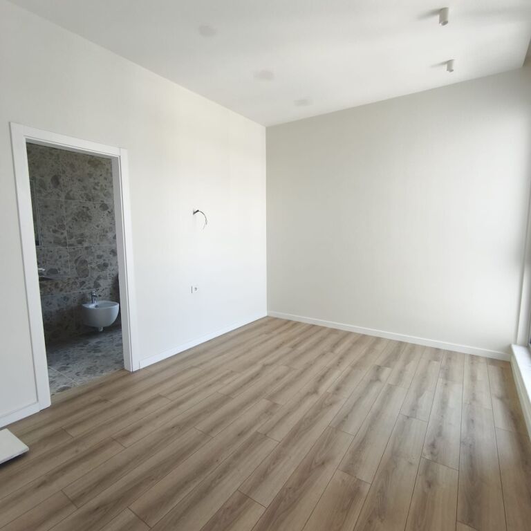 🏡 JEPET ME QIRA VILË – GREEN VALLEY