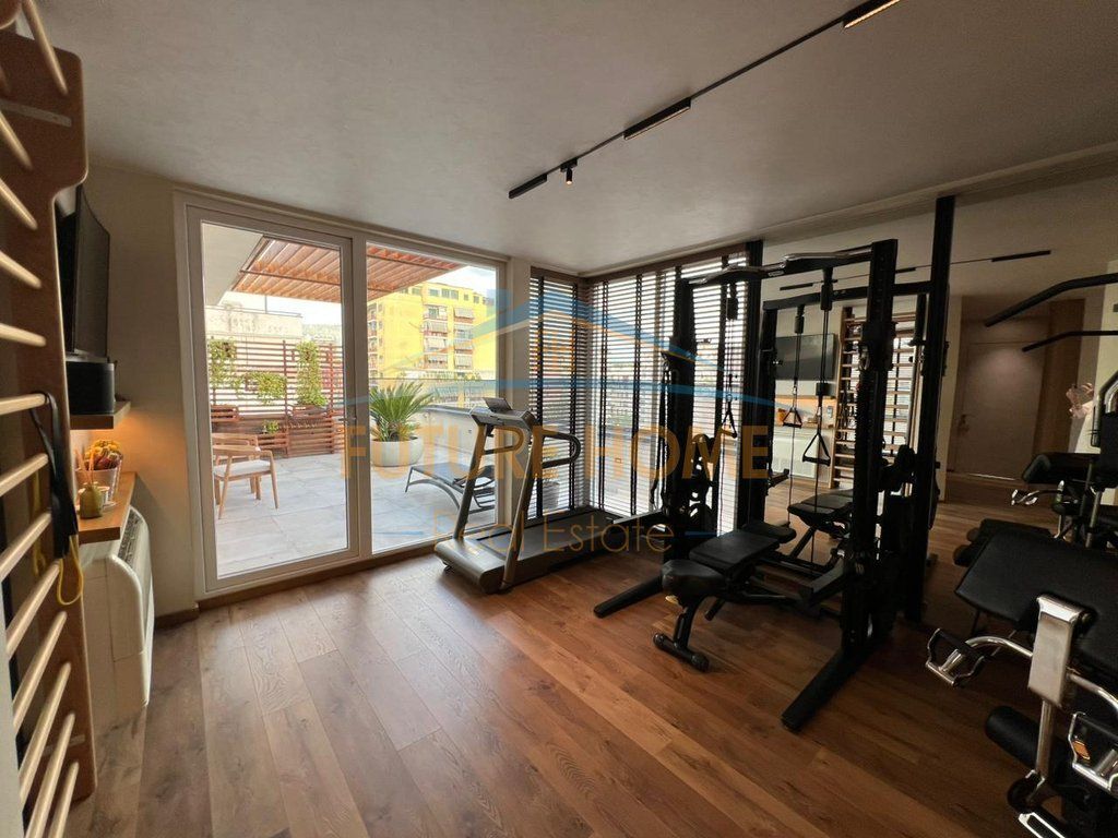 For sale, Sky Villa Penthouse, Bllok