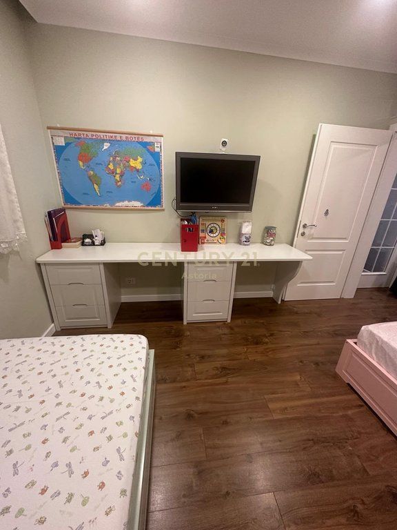 SHITET APARTAMENT 2+1+2 TE IRFAN TOMINI 160,000 €
