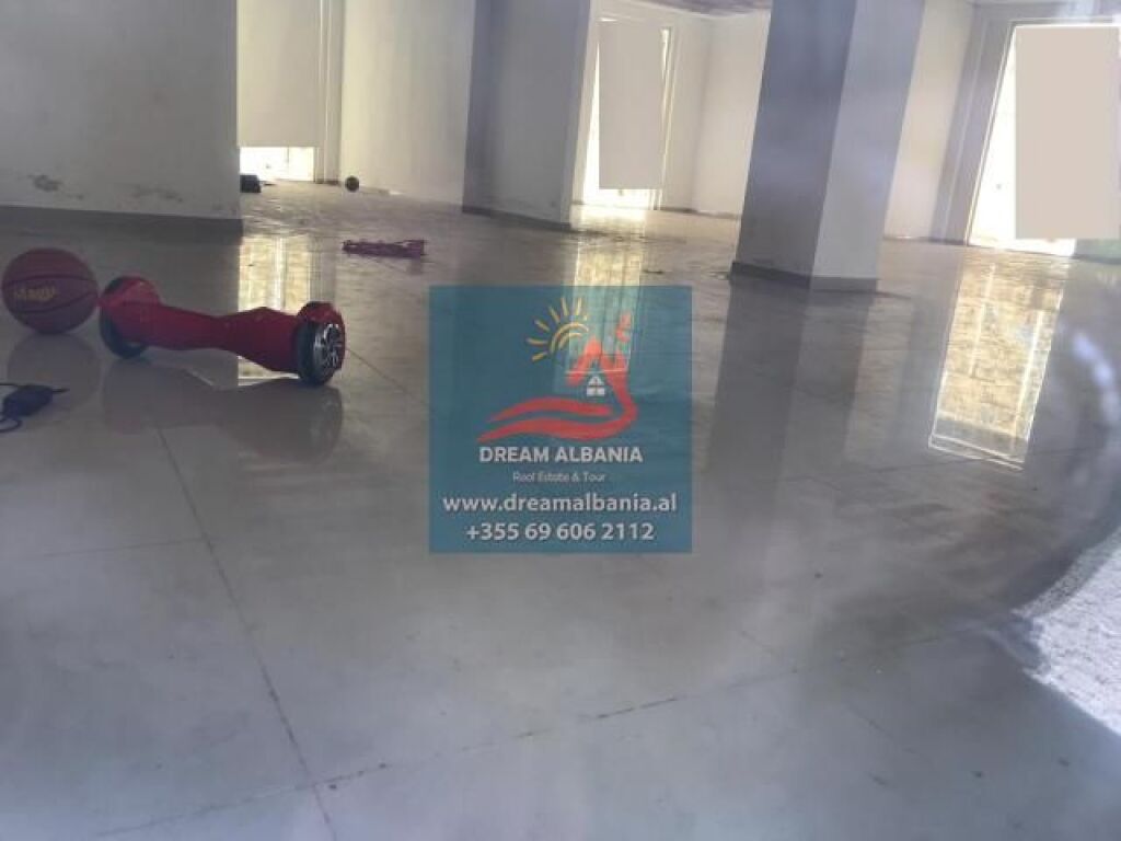 Shop for sale in the 21 Dhjetori area at Kompleksi Magnet, Tirane (ID 4171092 )