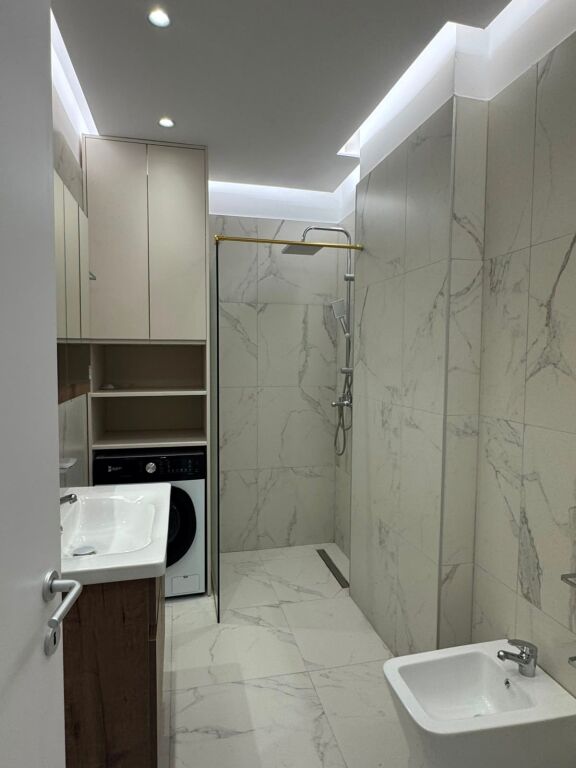 Qera | Apartament 1 + 1+Ballkon | Laprake | 750 €/muaj