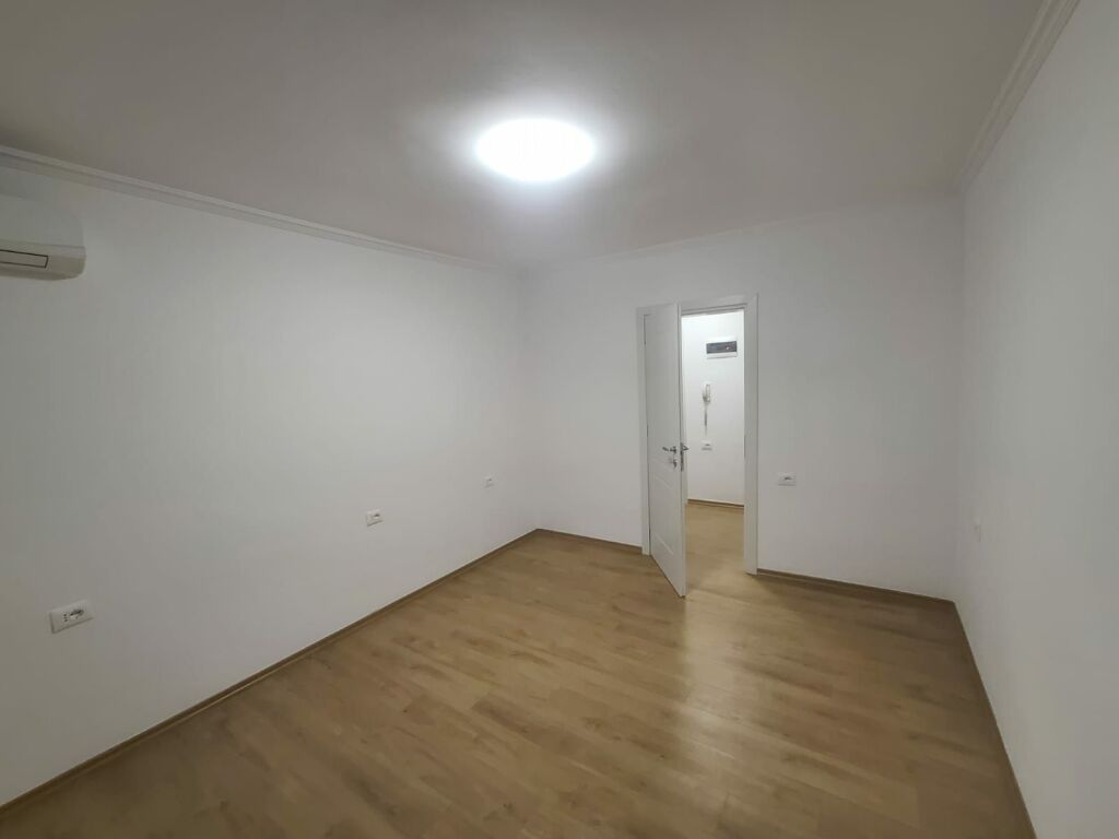 🏢 Business or Residential Space for Rent 📍 Luigj Gurakuqi Street