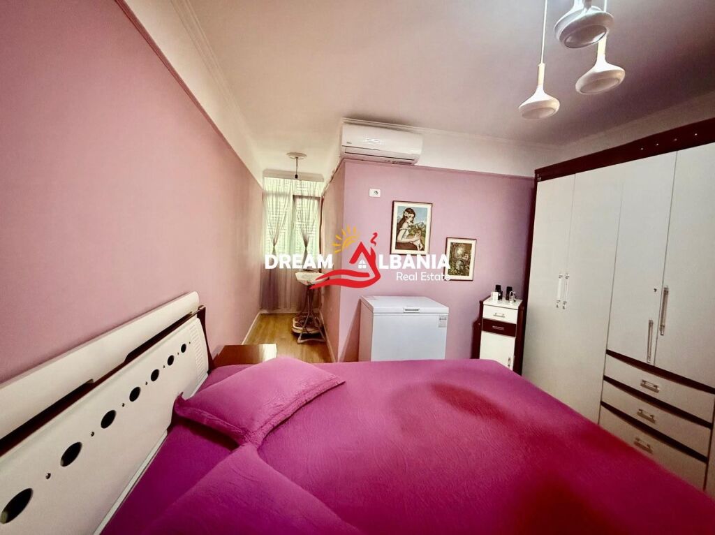 Apartment 2+1+2 for rent in Komuna Paris