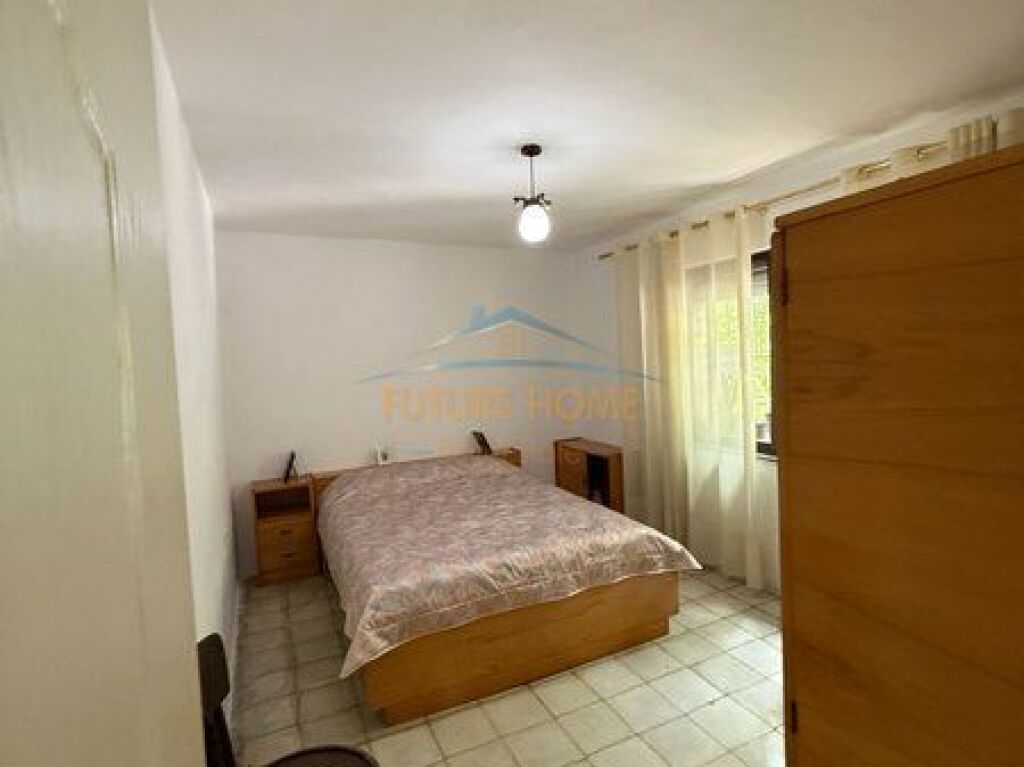 Shitet, Apartament 3+1, Ali Demi, Tiranë.