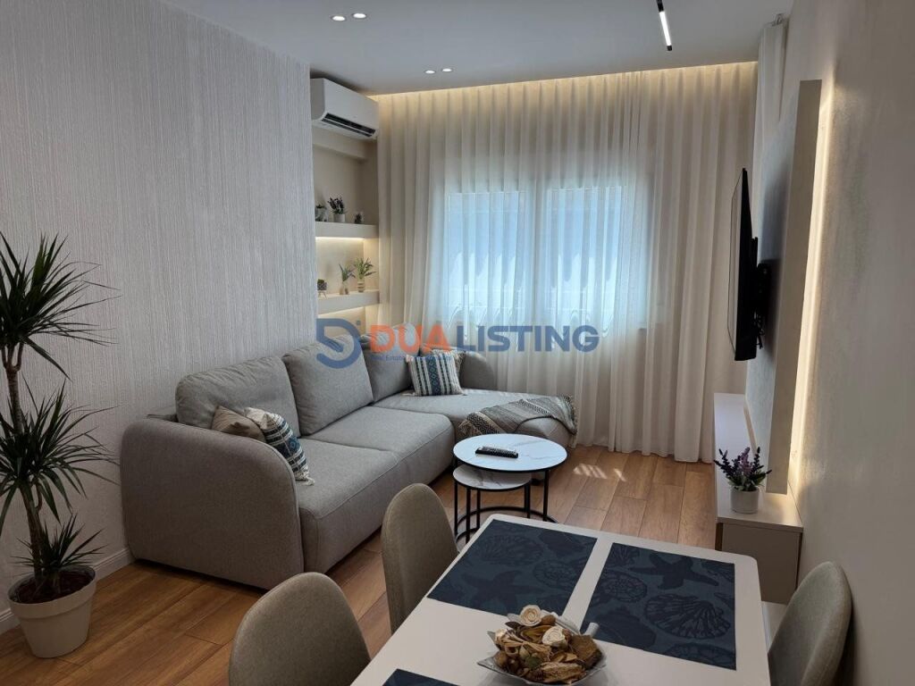 Apartament 1+1 për Shitje – Pazari i Ri!