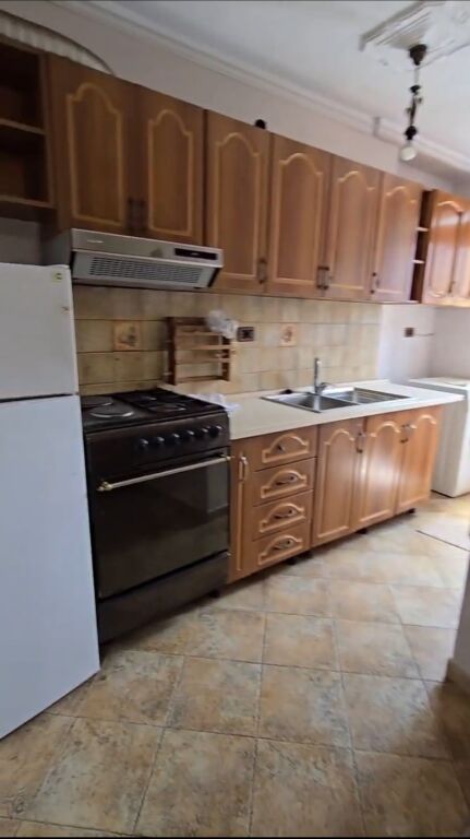 ✨ APARTAMENT 1+1 ME QIRA TE MYSLYM SHYRI ✨