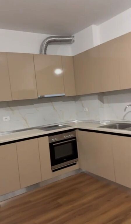 Apartament me qera 2+1 Kamez