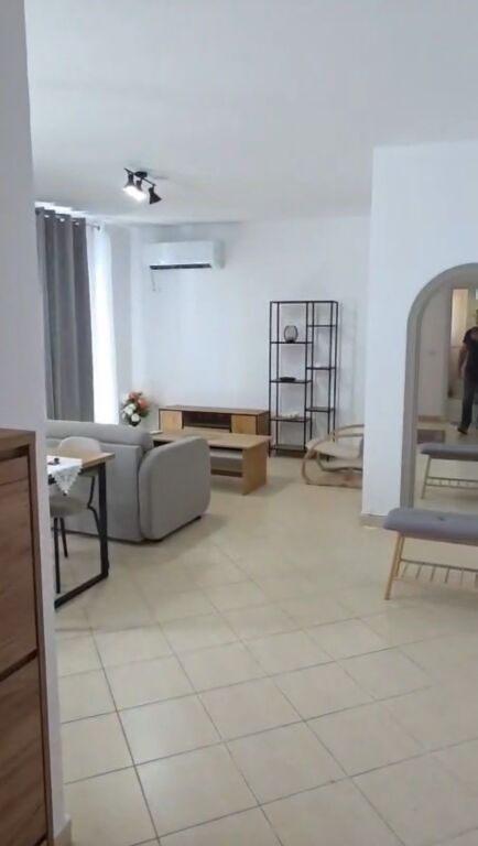 ✨ APARTAMENT 1+1 ME QIRA TE KOMUNA E PARISIT ✨