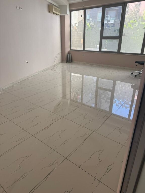 Affitto | Ambjent Biznesi | Rruga e Dibrës | 1200 €/mese
