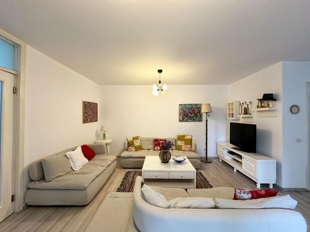 Apartment 2+1 for rent at Former Exhibition.