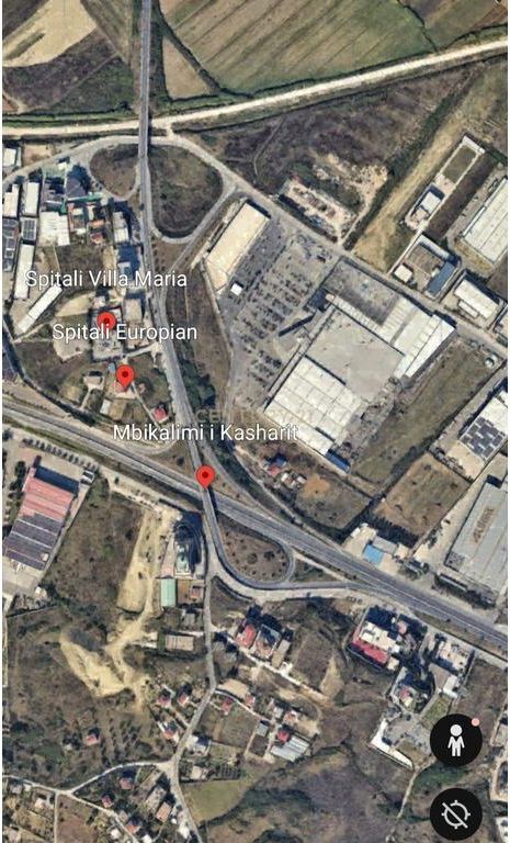 Edificio commerciale d'élite in affitto presso il cavalcavia di Rinas