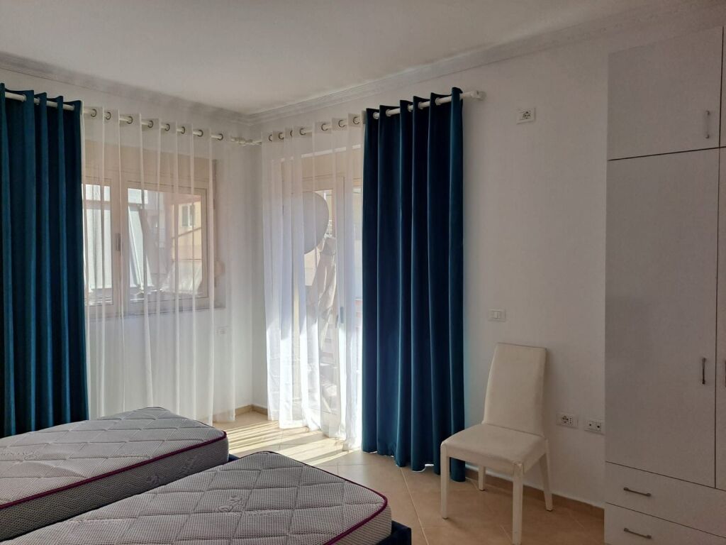 Apartament 2+1 per Shitje Liqeni Thate