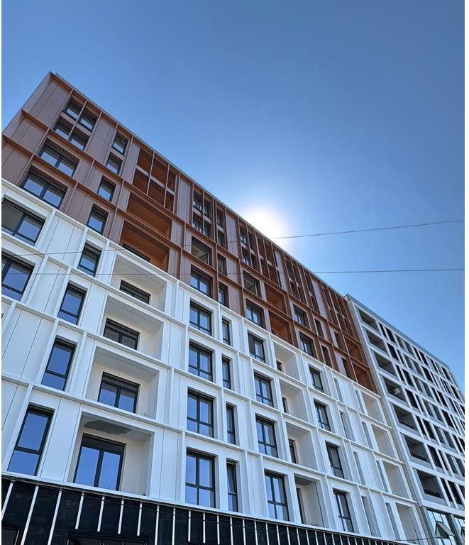 VENDESI APPARTAMENTO 3+1+2 BAGNI NUOVO BOULEVARD