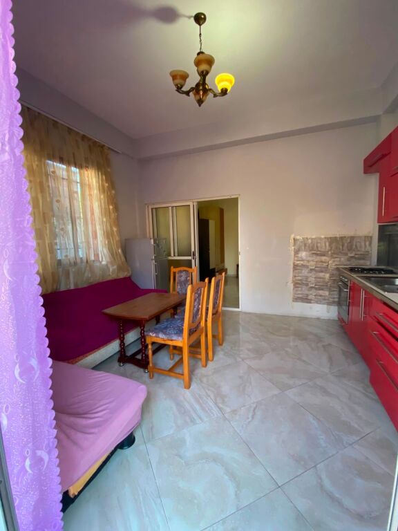 Affitto | Shtëpi private 1 + 1 | Paskuqan | 350 €/mese