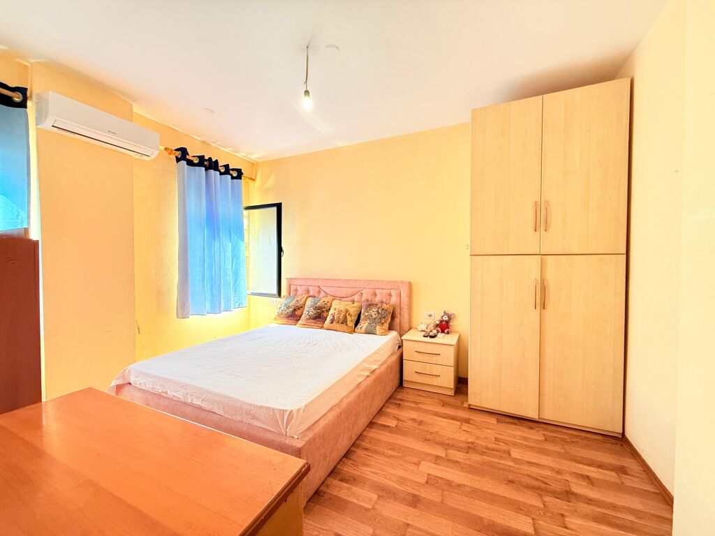 Jepet me qira apartament 2+1+2 në Don Bosko