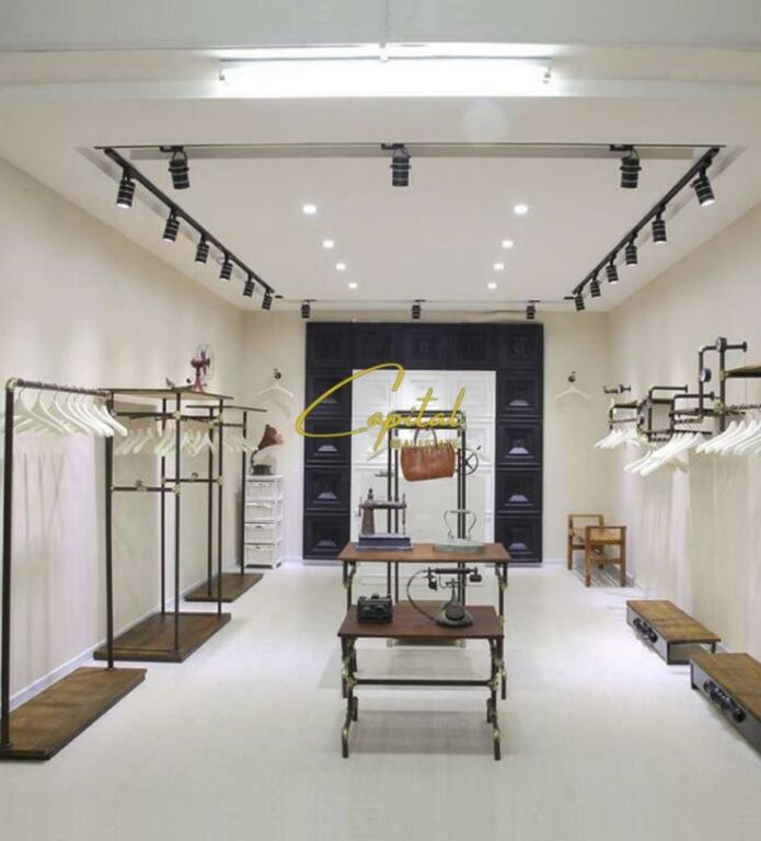 SHOP FOR RENT 45 M2 MYSLYM SHYRI 170,000 LEKE