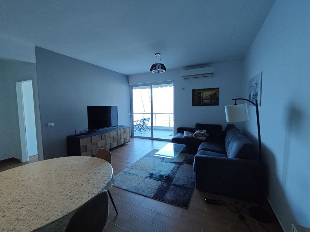SARANDA, APARTMENT FOR RENT 2+1+2 WITH SEA VIEW