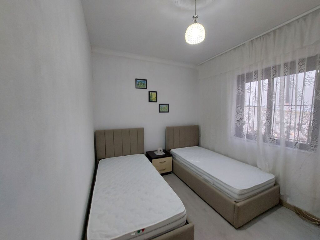 Affitto | Shtëpi private 2 + 1 | Spitali Amerikan 2 | 500 €/mese