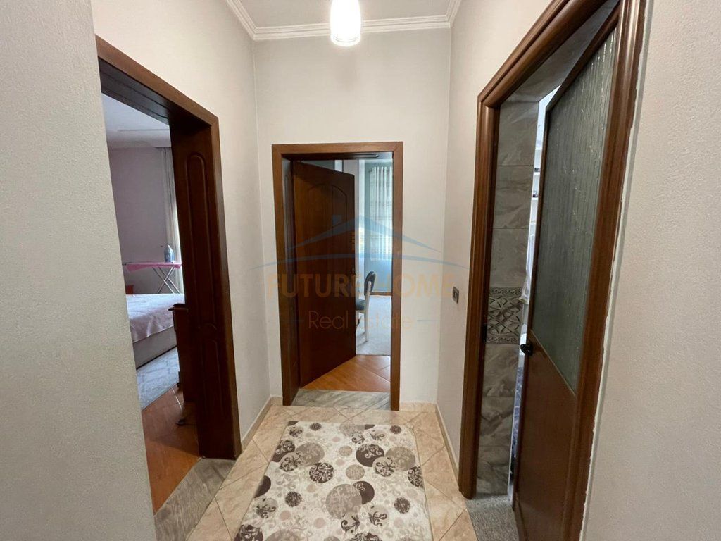 Rent, Apartment 2+1+Parking Space, Siri Kodra Street, Tirana.