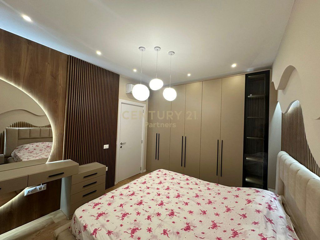 FOR RENT 2+1 APARTMENT NEAR KUQE SCHOOL !