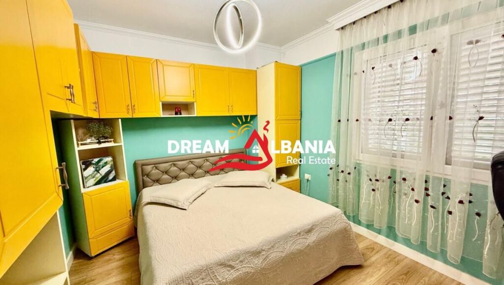 Jepet Apartament 2+1+2 me qera Komuna Paris, afer Pasticeri Nefeli (ID 42215608)