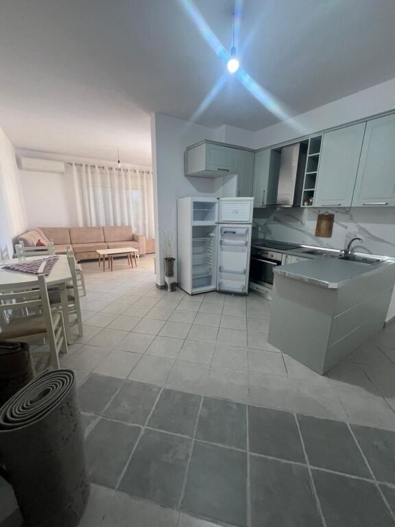 Rent | Apartament 2 + 1 | Kombinat | 400 €/month