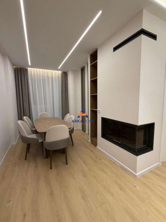 VILLA 3 PIANI IN AFFITTO "FARKE" 220000 LEKE
