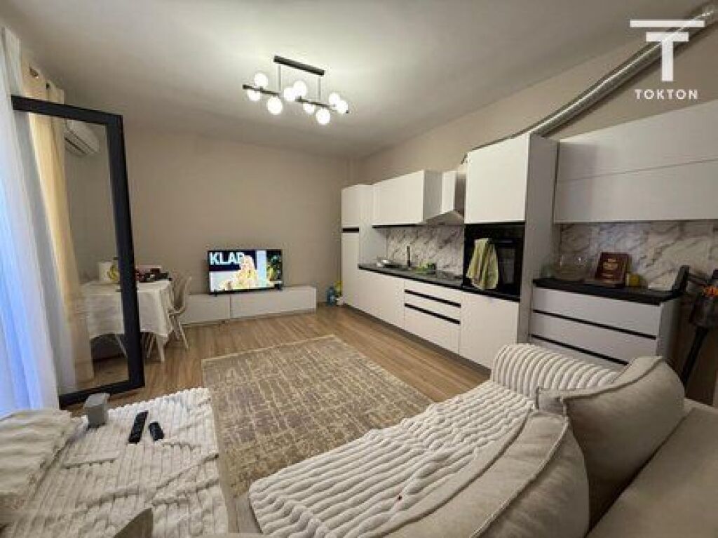 SHITET, APARTAMENT 1+1, PAZARI I RI, TIRANË
