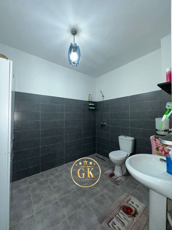 APPARTAMENTO 3+1+2 CON BALCONE IN AFFITTO VICINO ALL'OSPEDALE