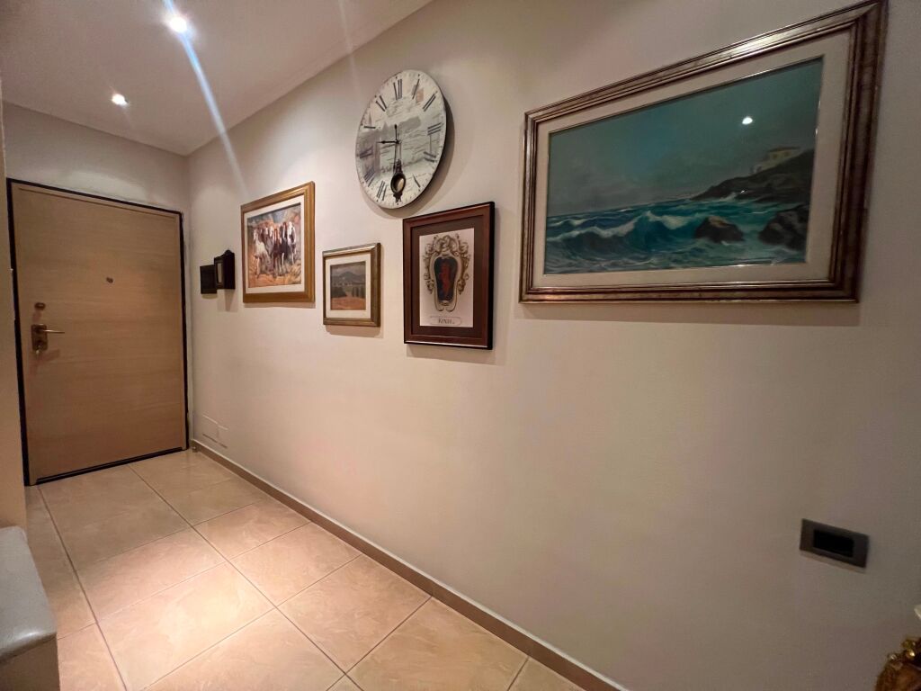 Apartament 2+1+2+2 ballkone perballe Kompleksit Delijorgji