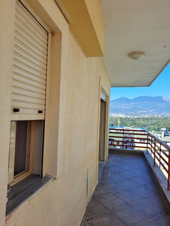 Apartament 2+1 per Shitje Liqeni Thate