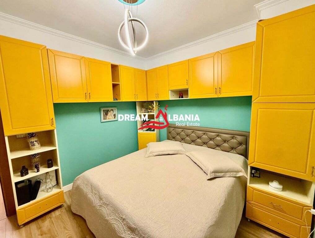Apartment 2+1+2 for rent in Komuna Paris