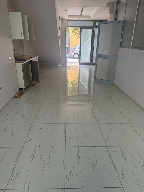 Affitto | Ambjent Biznesi | Rruga e Dibrës | 1200 €/mese