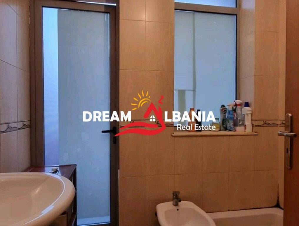 Jepet Apartament 2+1+2 me qera Komuna Paris, Rruga Ibrahim Dervishi (ID 42215607)