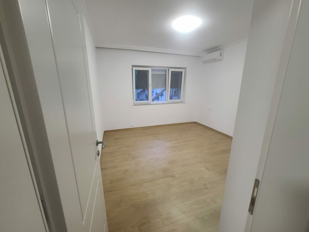 🏢 Business or Residential Space for Rent 📍 Luigj Gurakuqi Street