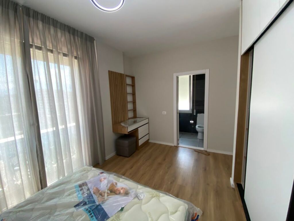 Affitto, Appartamento 2+1+2 , Kamez. Empire71343