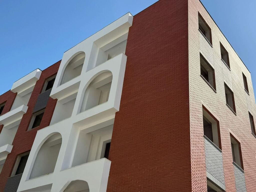 🏡 Shitet Apartament 2+1 tek LakeSide Residence – Paskuqan