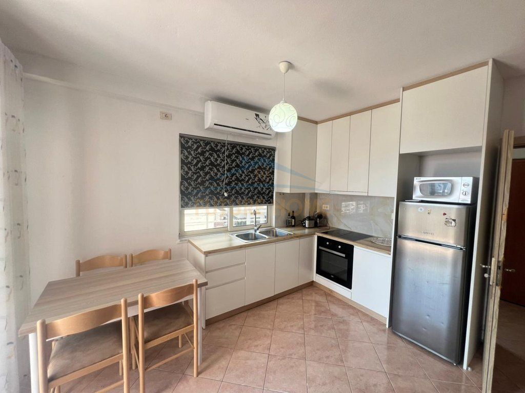 In vendita, Appartamento 1+1, Yzberisht, Tirana